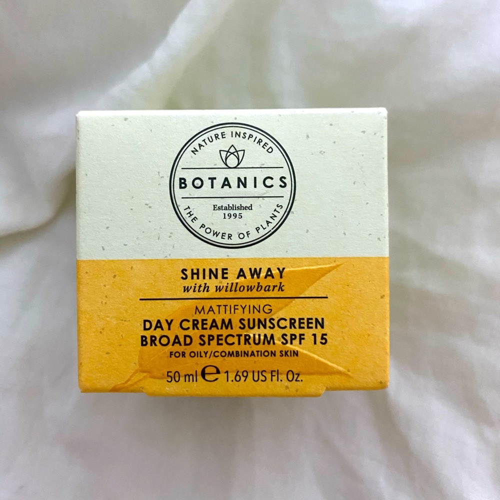 Botánica | Shine Away Day Cream Sunscreen